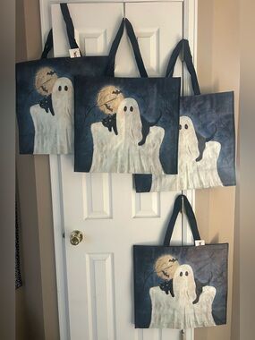 Set of 4 TJ Maxx Halloween Ghost Tote Bags NWT